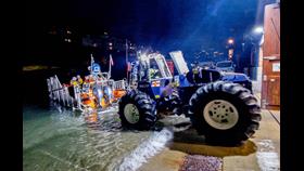 Stock image - Night time recovery of Looe RNLI Atlantic 85 Sheila and Dennis Tongue II