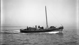 Black and white image of Campbeltown lifeboat, City of Glasgow, while on trials