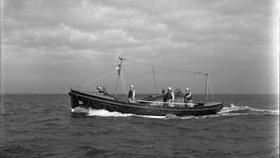Black and white image of St Ives lifeboat, Edgar George Orlando and Eva Child