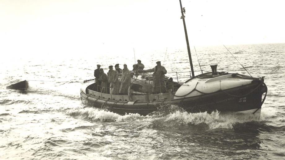 Walmer lifeboat Charles Dibdin at sea, 1940