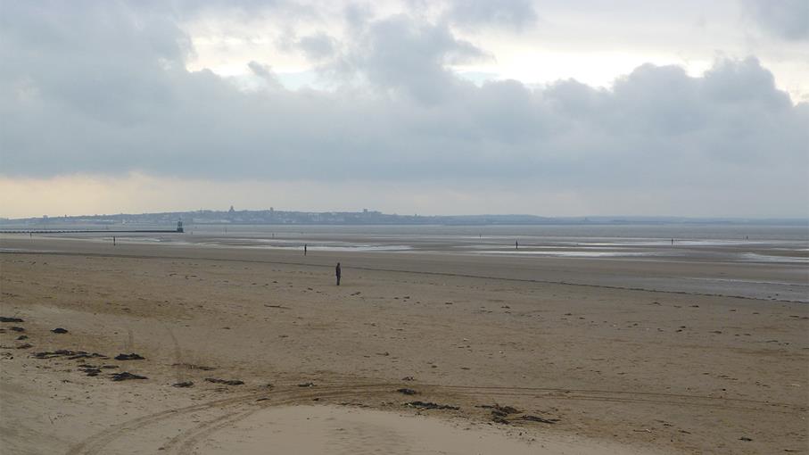 Crosby Beach at Bude in Cornwall is an RNLI lifeguarded beach.