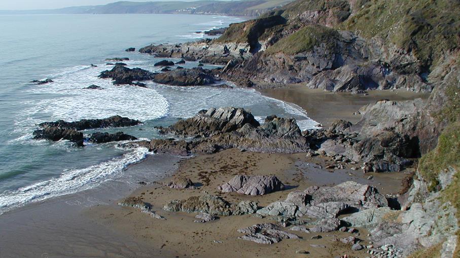 Freathy Beach near Torpoint in Cornwall is an RNLI lifeguarded beach.