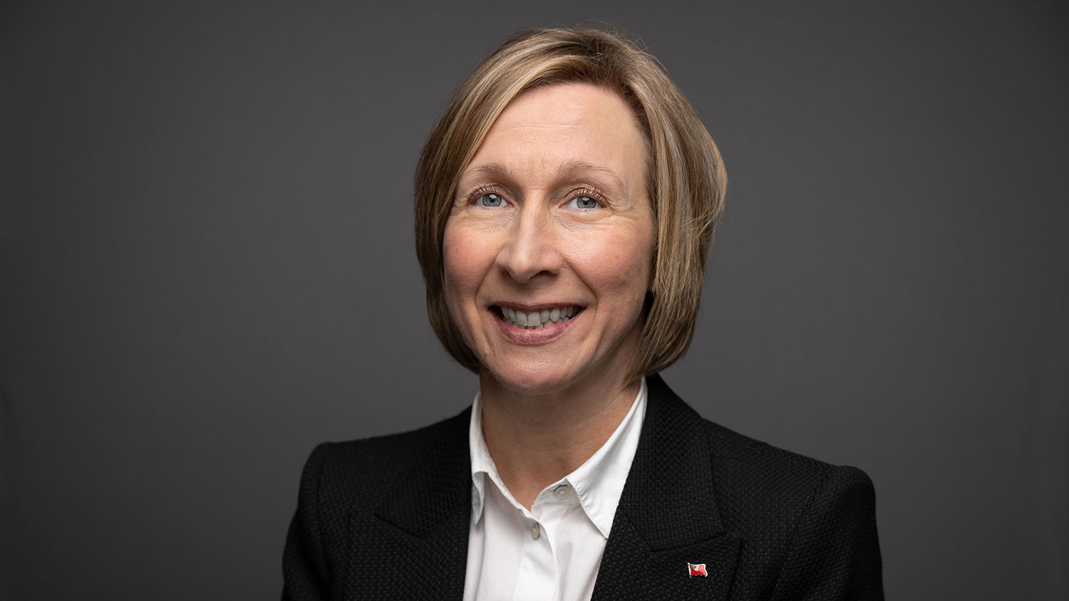 Leanna Lakes, Chief Operating Officer and Director of Regions